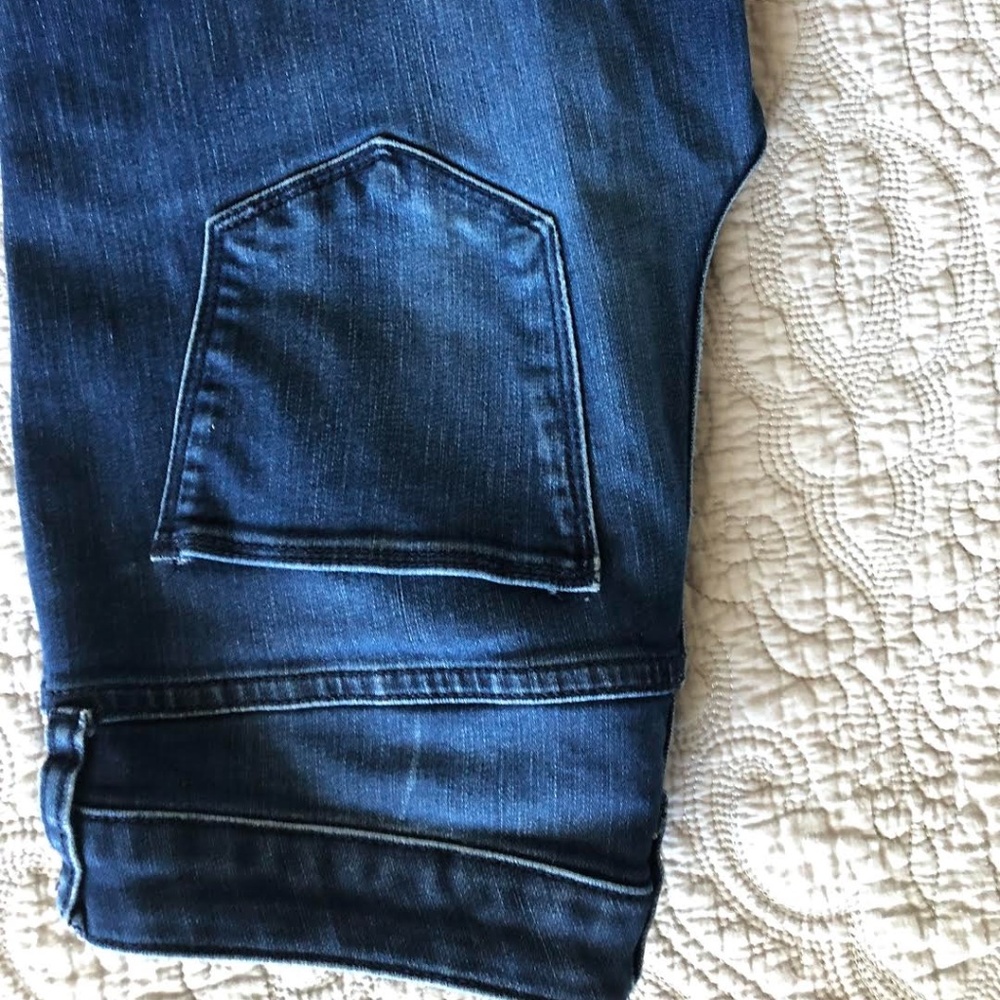 Universal Thread Jeans